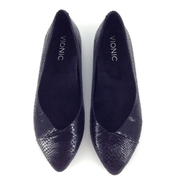 VIONIC Black Snake Caballo Flats - Picture 2 of 8